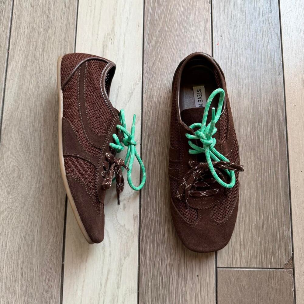 Steve madden brown knit retro